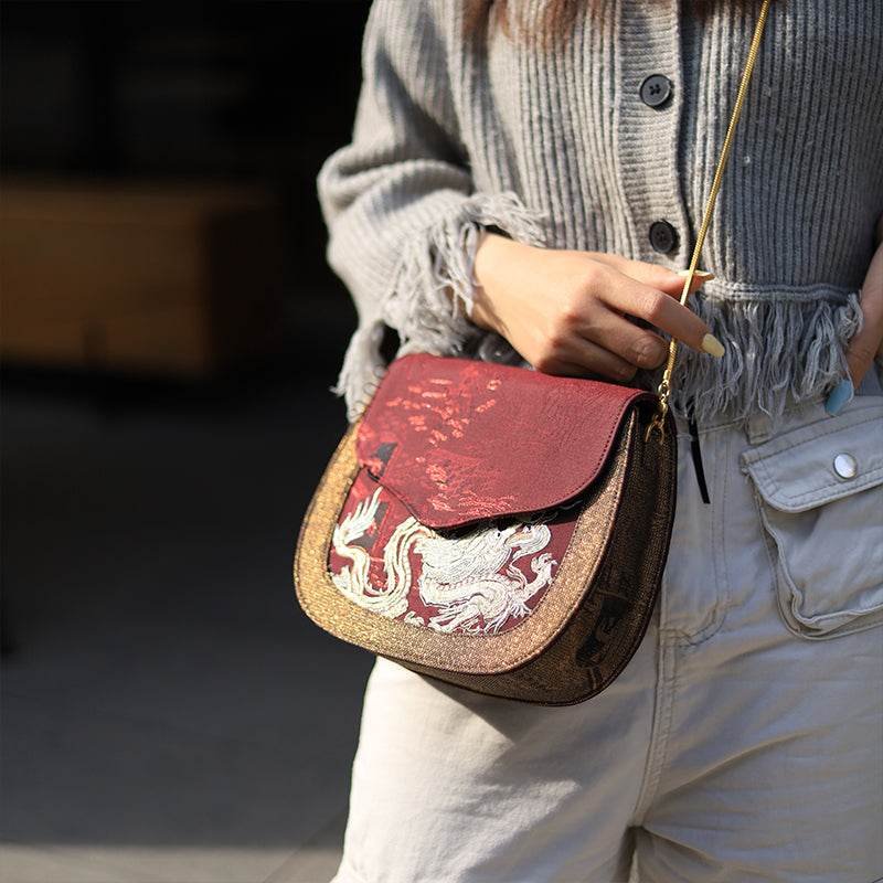 Ultra-Light Saddle Loong Embroidery Bag Recycled Fabric with Hualuo Silk 216g - Image 4