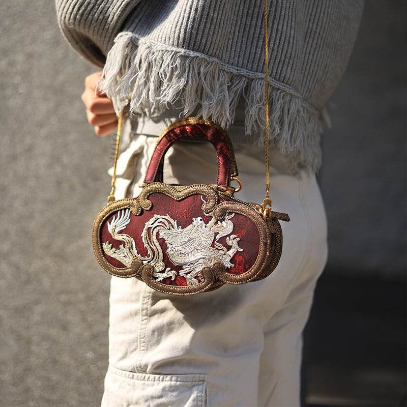 Ultra-Light Ruyi Loong Embroidery Handbag – Recycled Fabric with Hualuo Silk 205g - Image 3