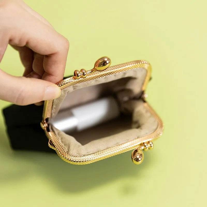 Embroidery Vintage Mini Coin Kiss Lock Purse Wallet - Image 3