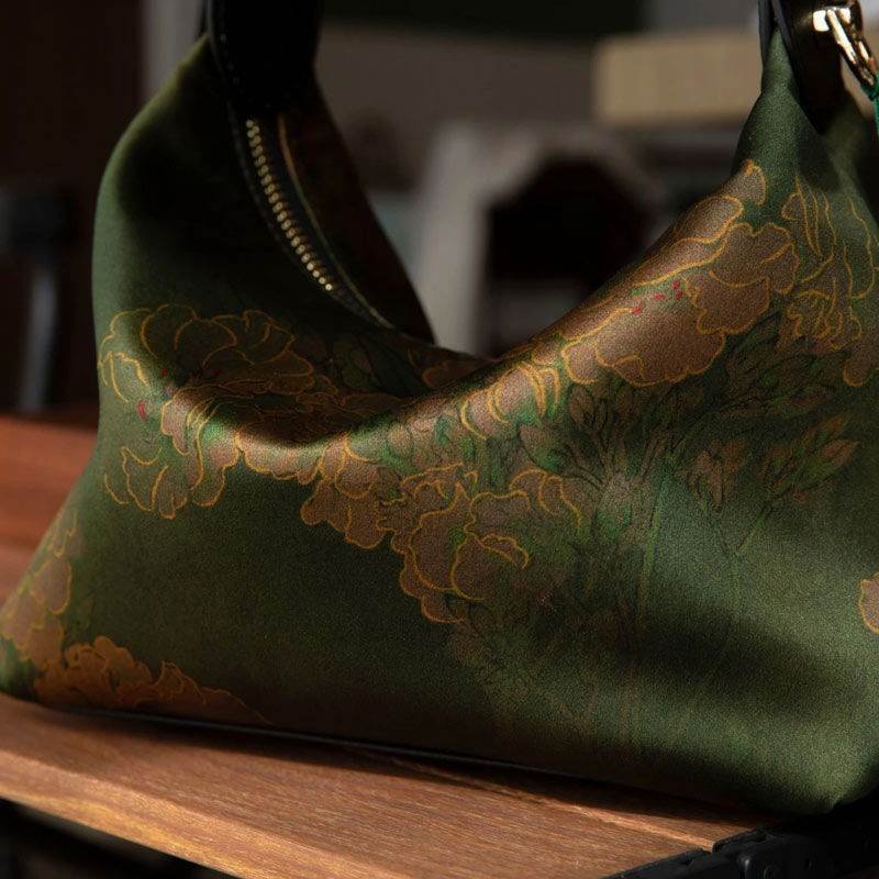Xiangyunsha Silk Dark Green Mulberry Silk Shoulder Bag - Image 6
